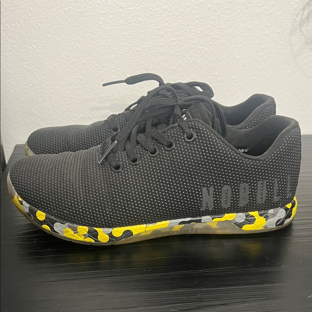 NOBULL Black Trainers Yellow Camo Sole Super Fabric Women’s 8.5 Mens 7 EUR 40
